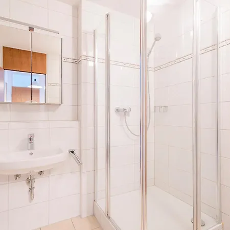 Ferienwohnpark Zwei-zimmer-apartment 55 22 * Immenstaad am Bodensee